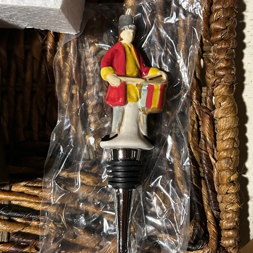 Williams Sonoma Gold 12 Days Drummer Bottle Stopper BNIB
